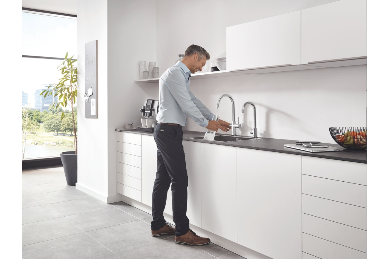 Смеситель для кухонной мойки GROHE Blue Professional с системой фильтрации, охлаждения и газирования воды, хром (31607002)