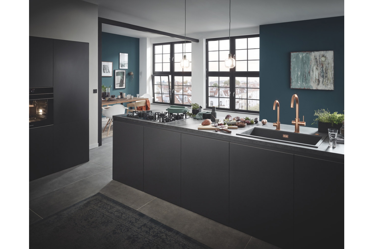 Комплект для кухни GROHE Red Mono II с бойлером M-size, с вертикальным вентилем с C-образным изливом, теплый закат матовый (30085DL1)