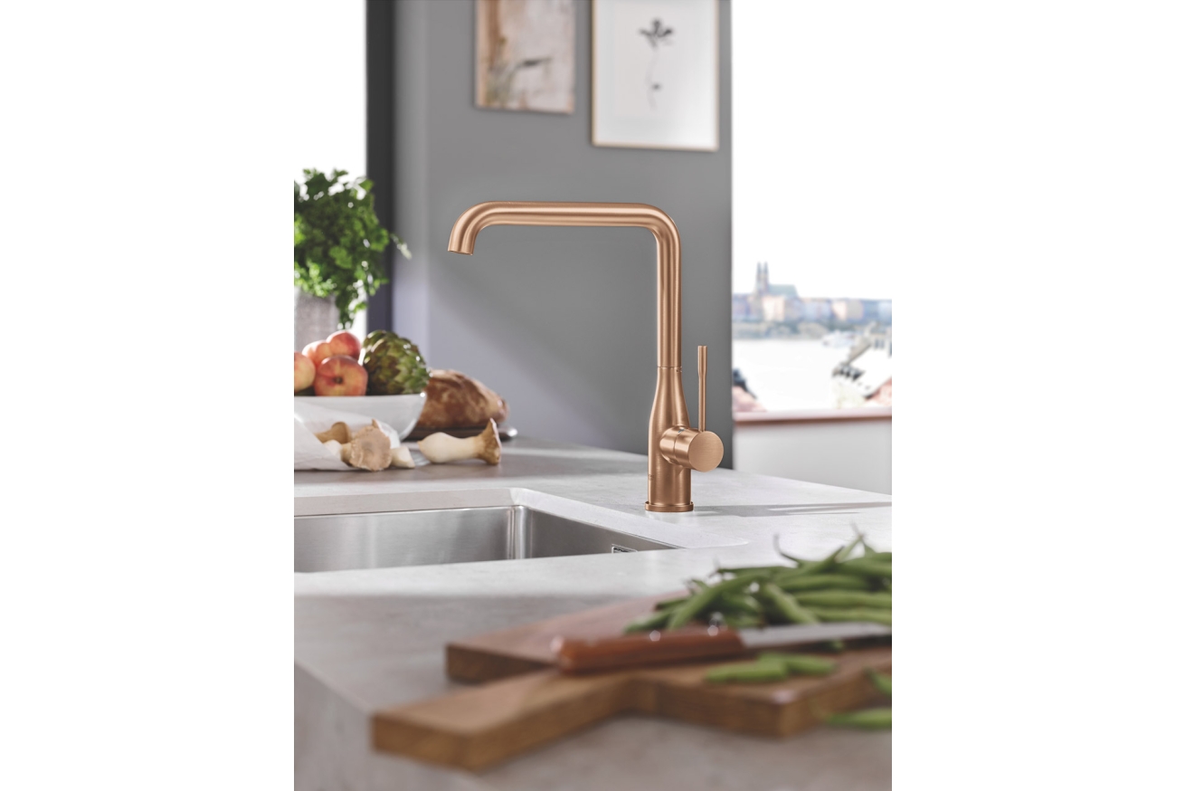 Смеситель для кухни GROHE Essence с вытяжным душем, теплый закат матовый (30270DL0)