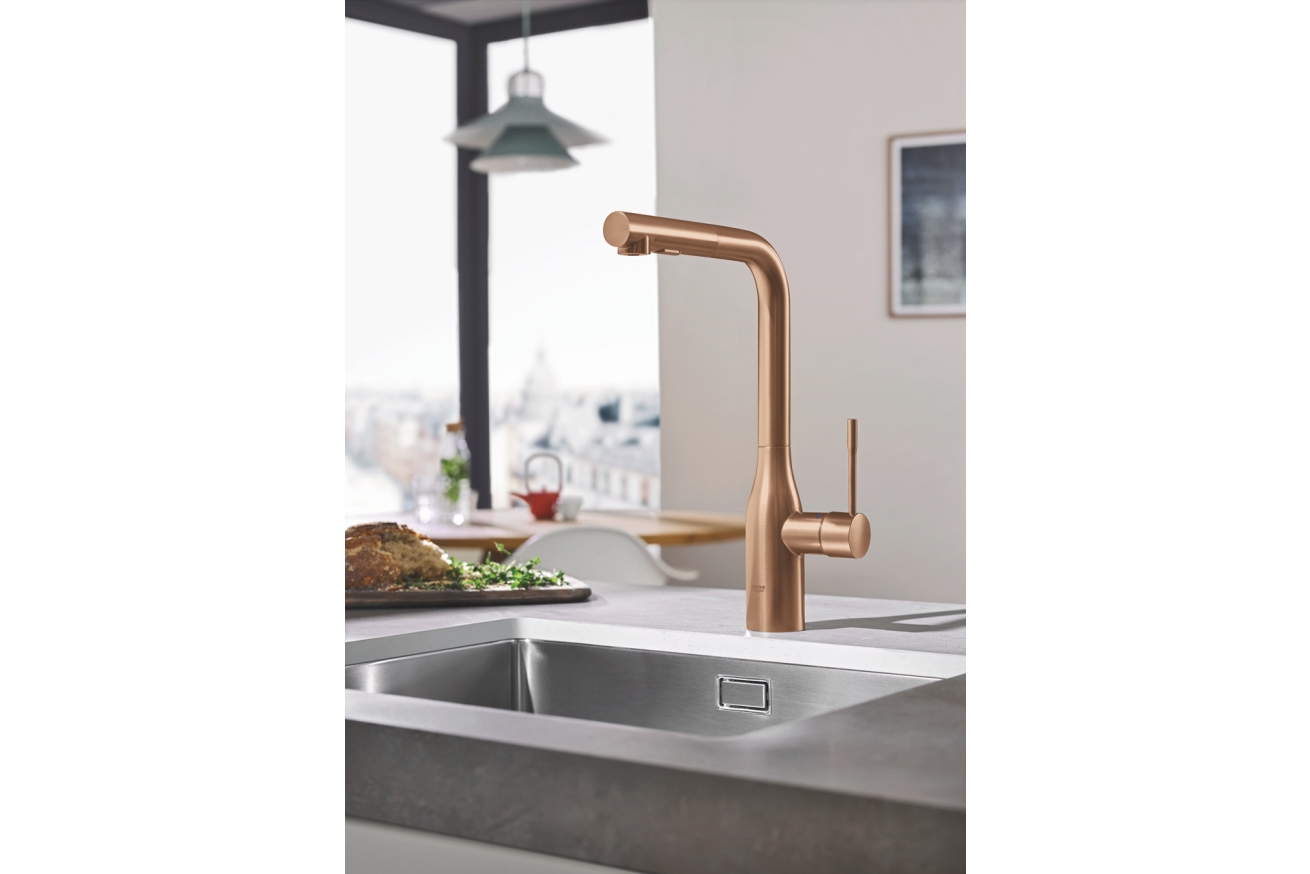 Смеситель для кухни GROHE Essence с вытяжным душем, теплый закат матовый (30270DL0)