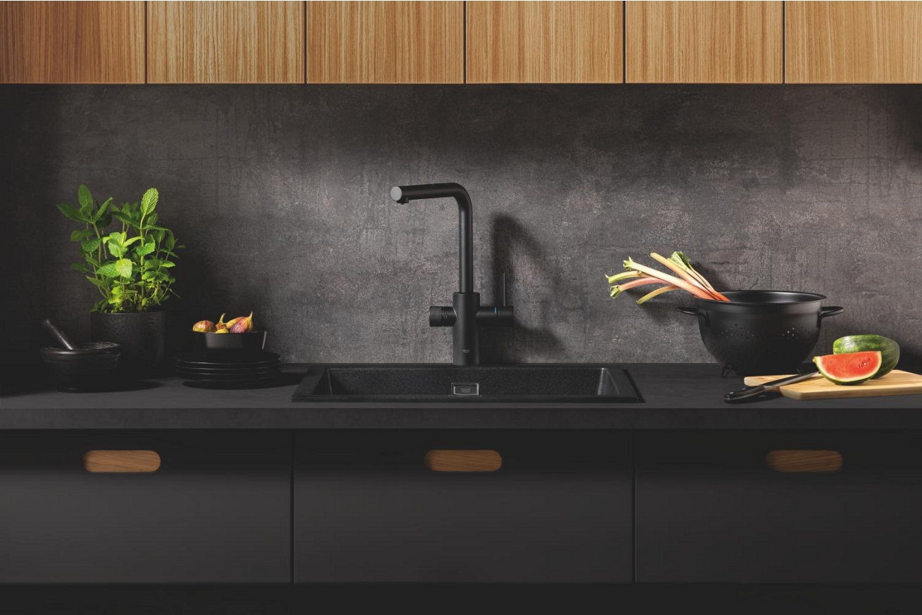 Смеситель для кухни GROHE Blue Pure Minta c вытяжным изливом, функцией фильтрации, без фильтра в комплекте, фантомный черный (30590KF0)