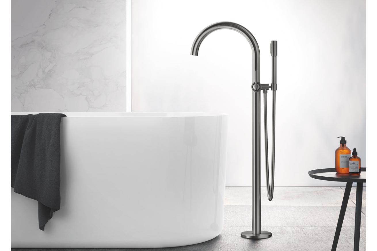 Внешняя часть смесителя для ванны GROHE Atrio напольного монтажа, темный графит матовый (32653AL3)
