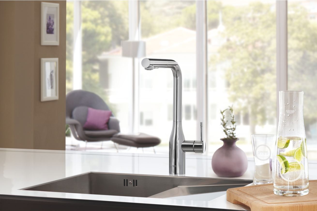 Смеситель для кухни GROHE Essence с вытяжным изливом 2jet, хром (30504000)