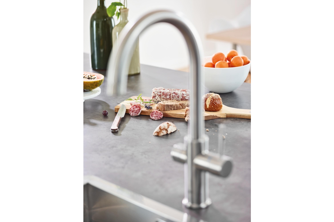 Смеситель для кухни GROHE Blue Home с системой фильтрации, охлаждения и газирования воды, суперсталь (31455DC0)