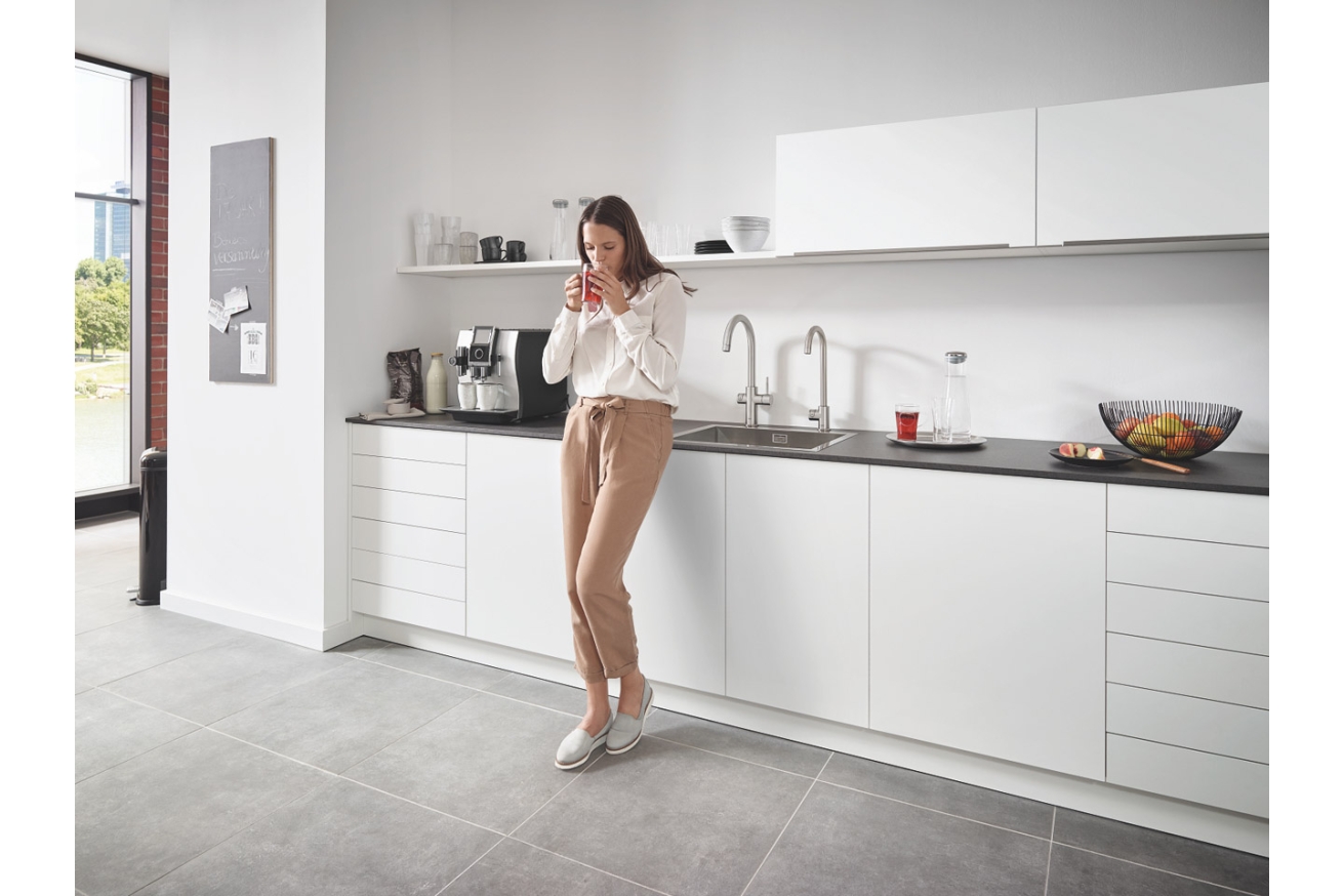 Комплект для кухни GROHE Red Duo с C-образным смесителем, бойлером L-Size и фильтром, суперсталь (30079DC1)