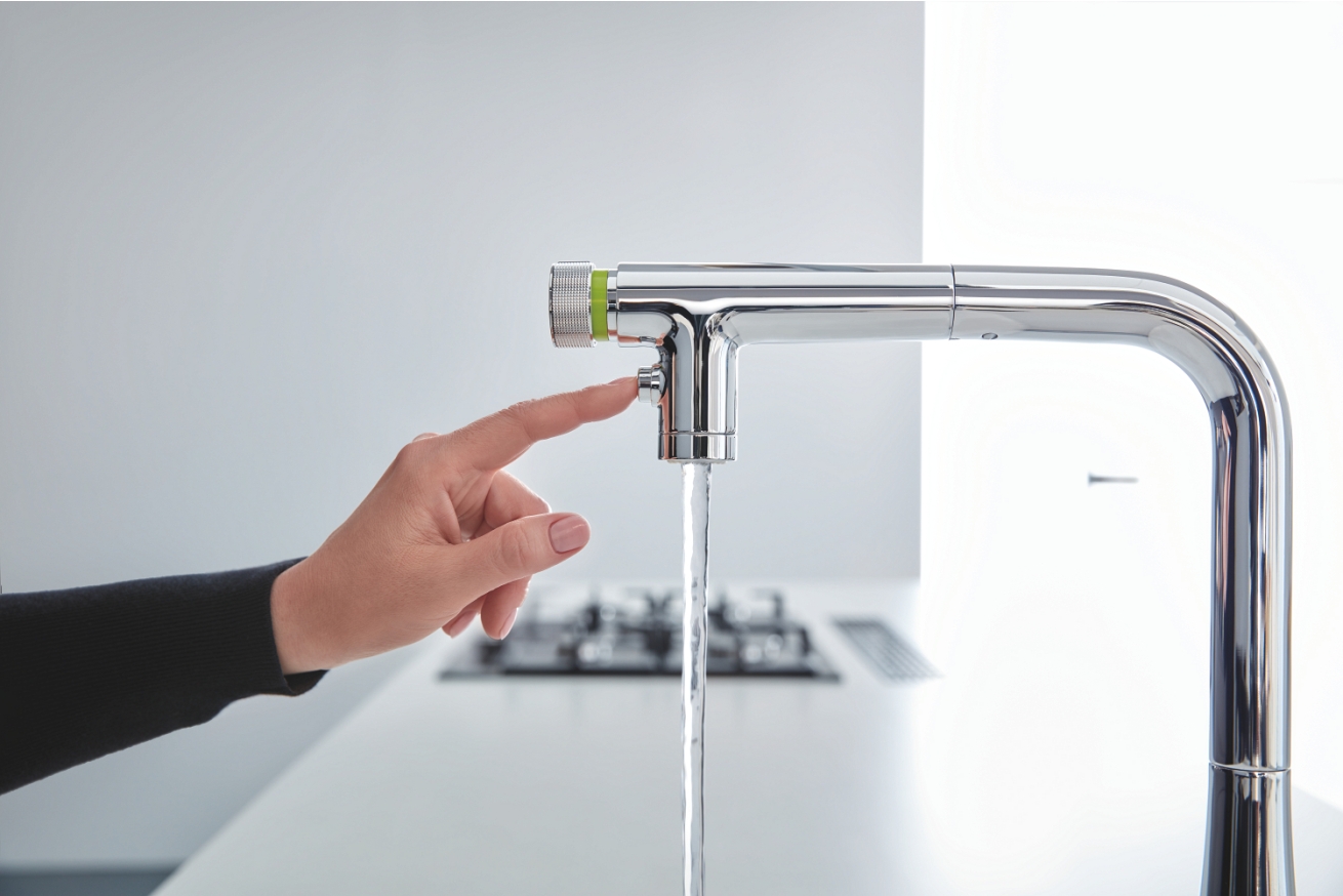 Смеситель для кухни GROHE Zedra SmartControl с вытяжным изливом 2jet, хром (31886000)