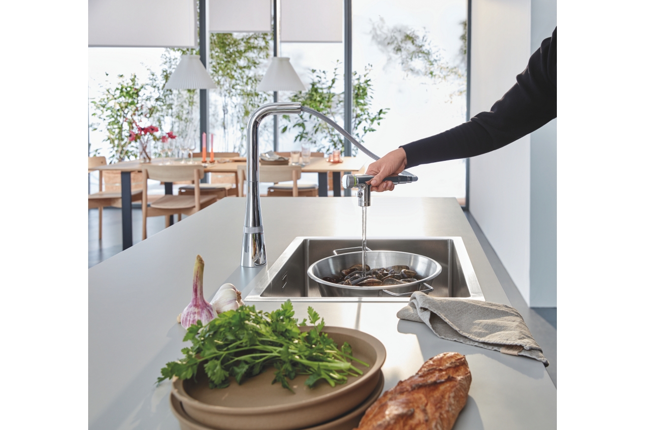 Смеситель для кухни GROHE Zedra SmartControl с вытяжным изливом 2jet, хром (31886000)
