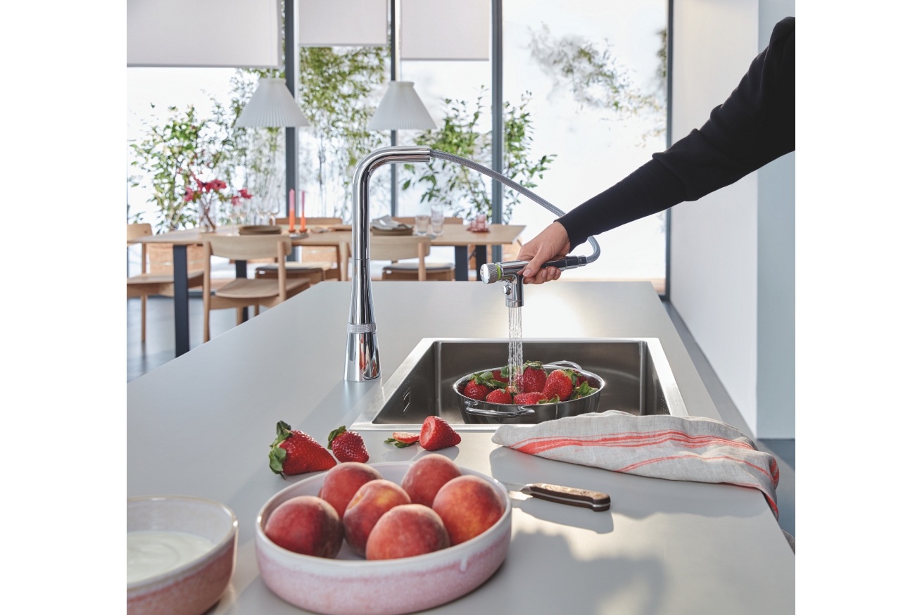 Смеситель для кухни GROHE Zedra SmartControl с вытяжным изливом 2jet, хром (31886000)