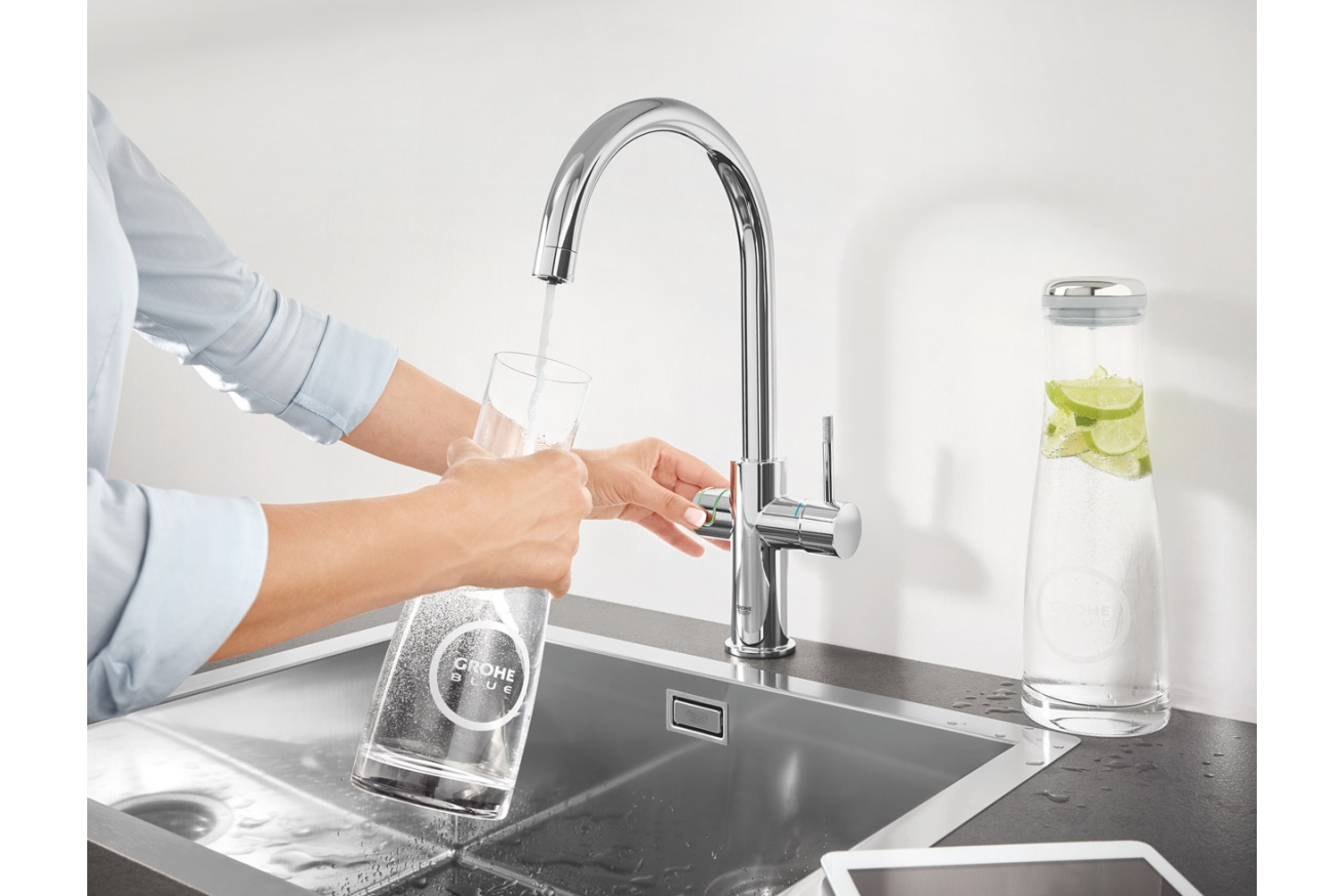 Смеситель для кухонной мойки GROHE Blue Professional с функцией фильтрации, с системой охлаждения и газирования воды, Wi-Fi, хром (31323002)