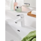 Смеситель для раковины GROHE Eurostyle, S-Size, белая луна (33558LS3)